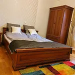 Varosi Vendeghaz 3*