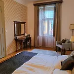 Varosi Vendeghaz 3* Szentendre