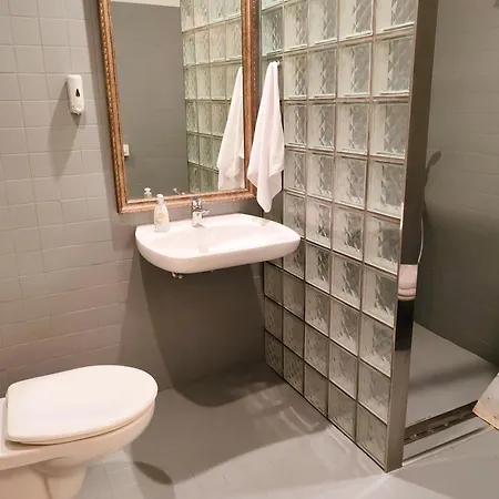 Varosi Vendeghaz 3* سنتيندري