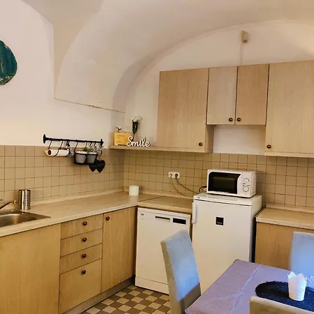 Varosi Vendeghaz Guest house