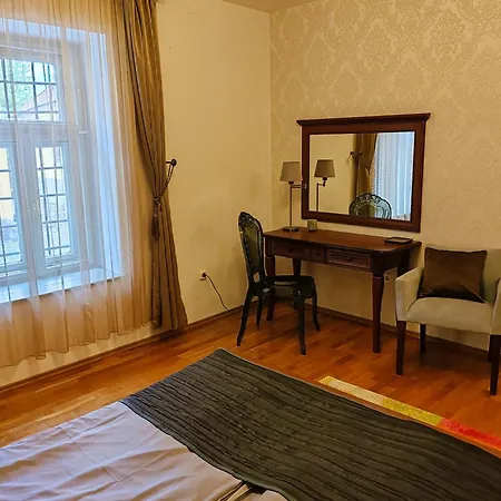 Guest house Varosi Vendeghaz *
